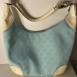 Gucci Hobo shoulder bag.